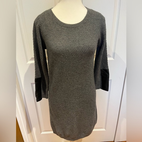 Club Monaco Lambswool/Cashmere Blend Sweater Dress, Size Small - Picture 1 of 8